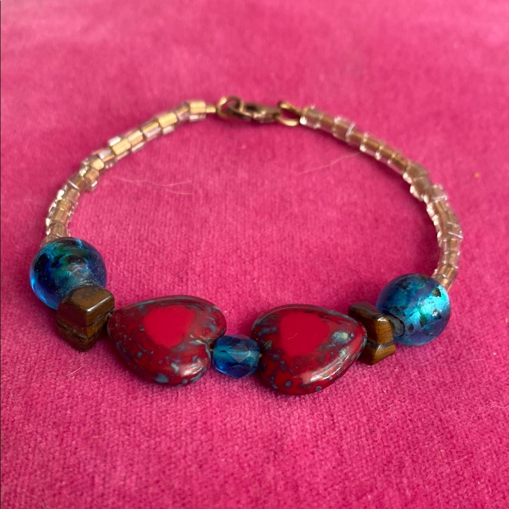Heart Charm Beaded Bracelet - Red and Blue